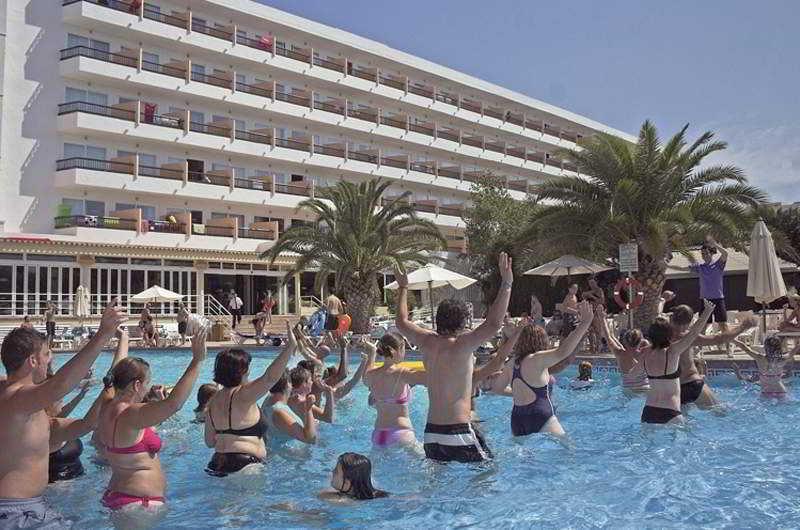 Hotel Caribe Es Canar  Exterior photo